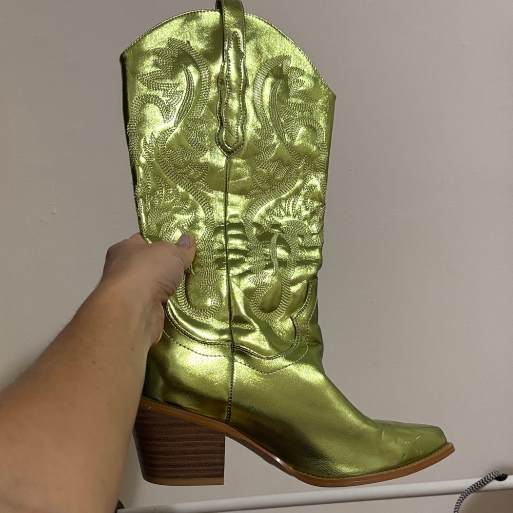 Shiny Green Western Boots